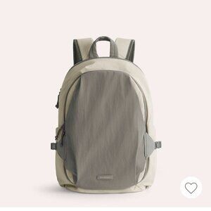 Bagsmart Soar 25L Backpack Grey Water Resistant NWT